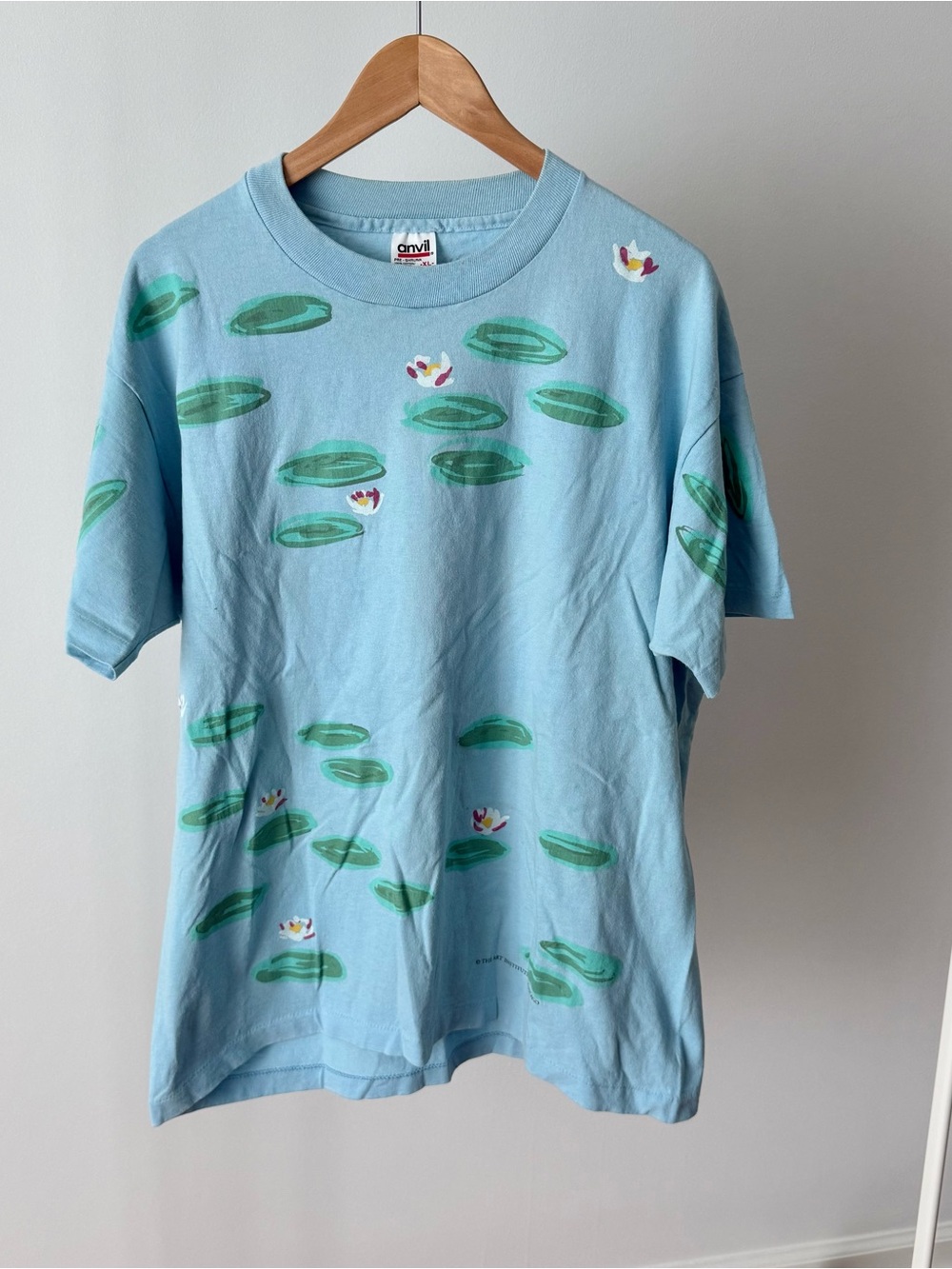 Vintage Claude Monet Art Institute of Chicago Water Lily Tee
